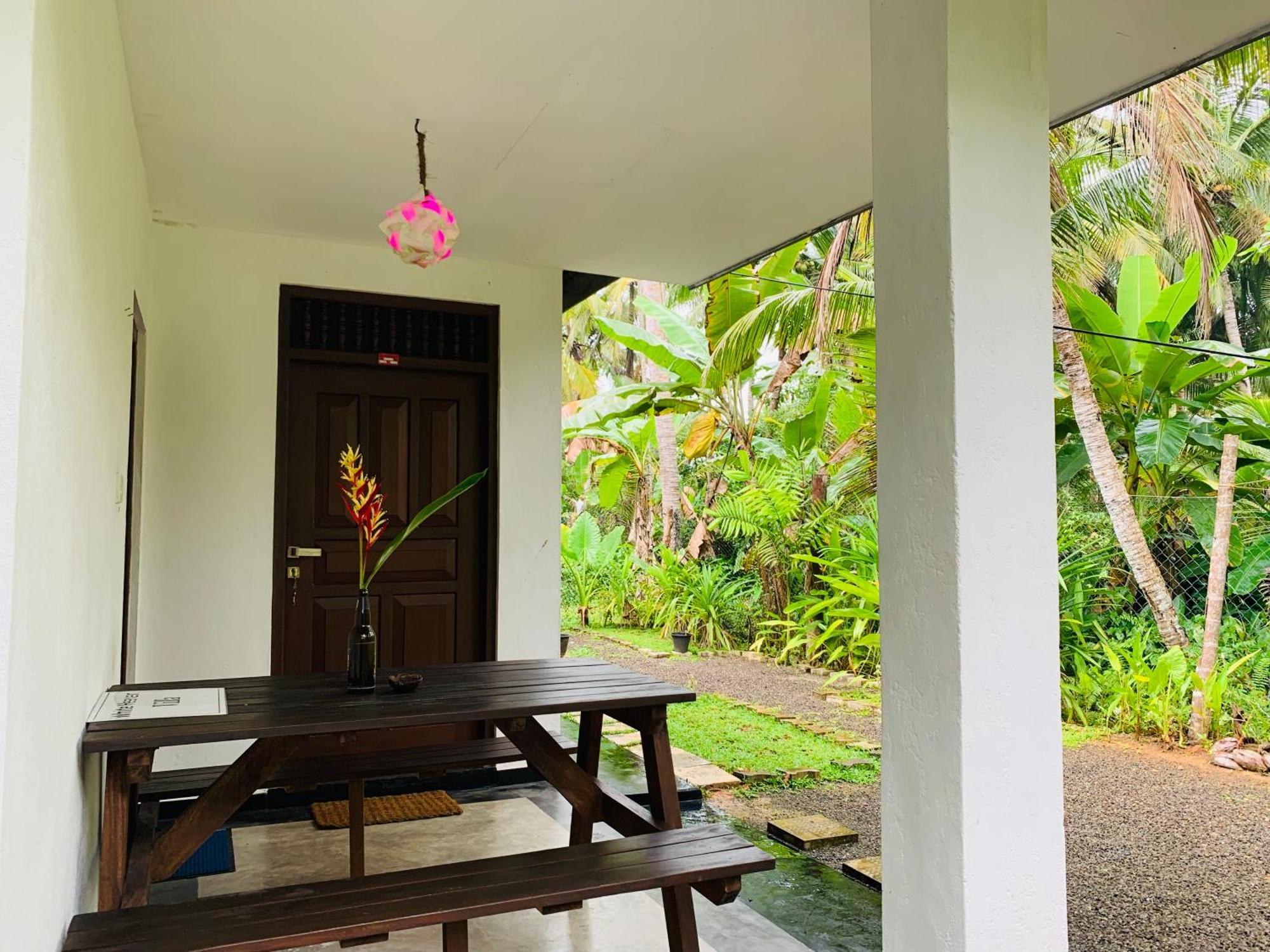 White Heaven Villa Unawatuna Exterior photo